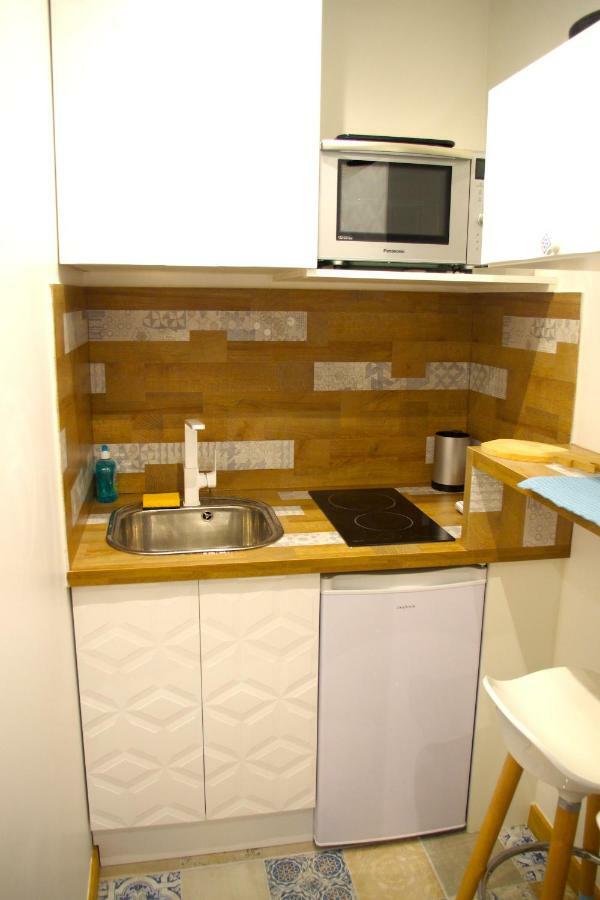 Le Poissonniere Apartment ปารีส ภายนอก รูปภาพ