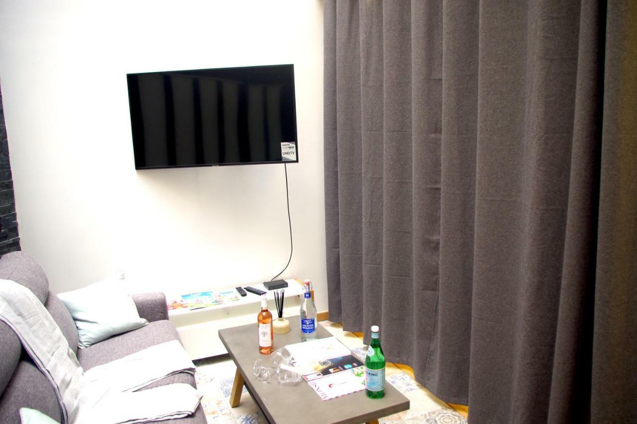 Le Poissonniere Apartment ปารีส ภายนอก รูปภาพ